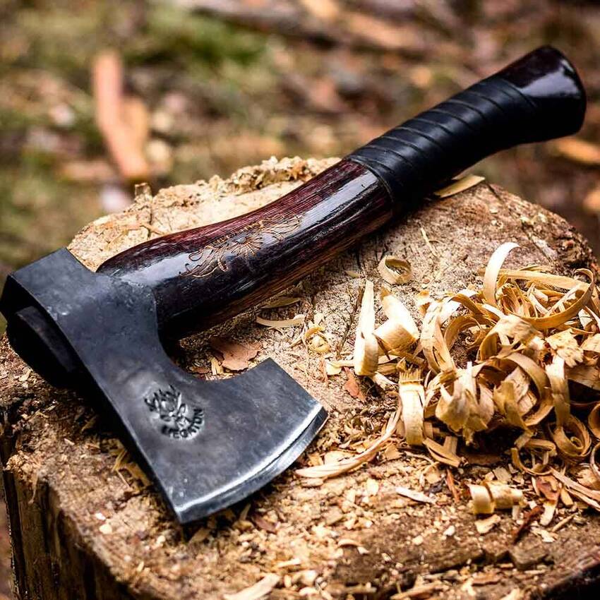 V Axe 41 cm Kamp Baltası